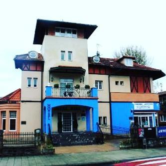 Hotel Joshe Mari Бакіо Екстер'єр фото